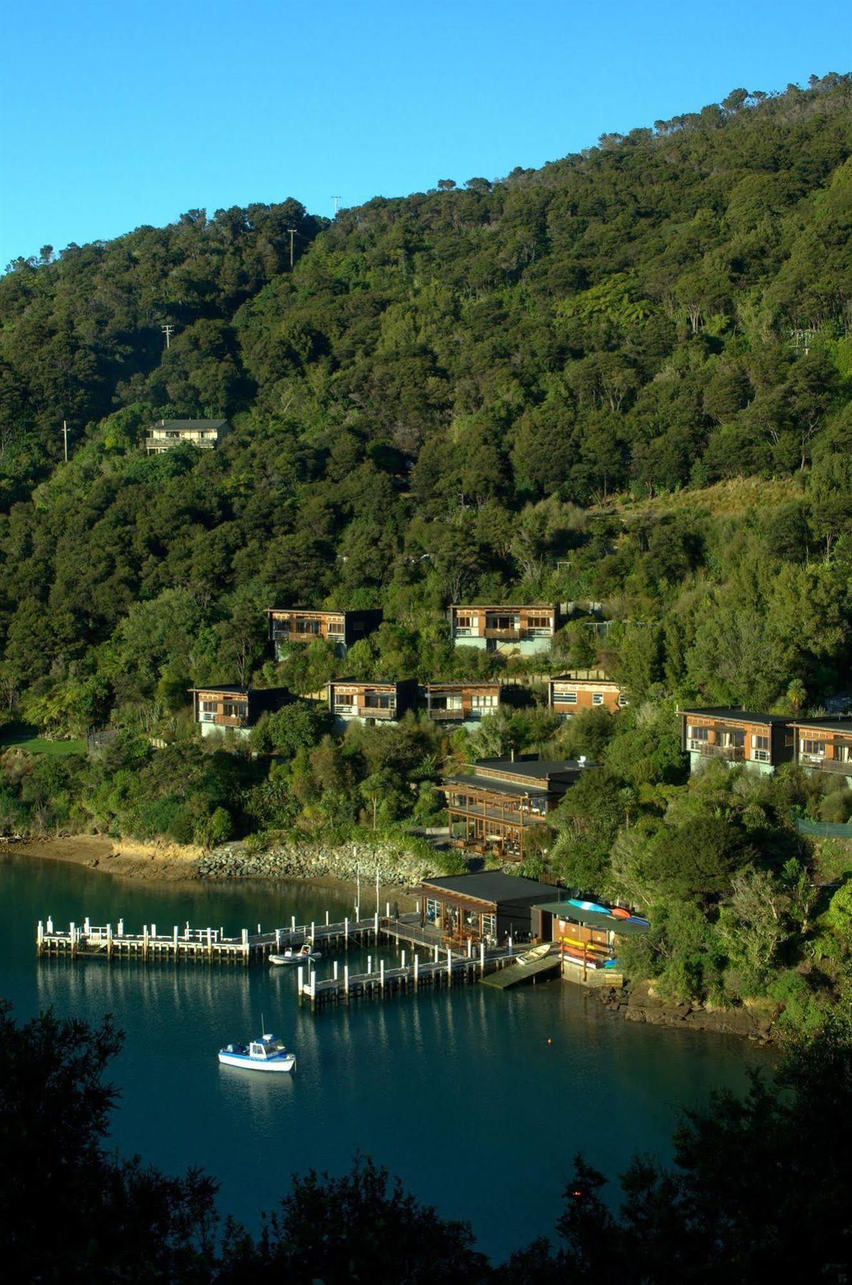 Bay Of Many Coves Resort Arthur's Bay